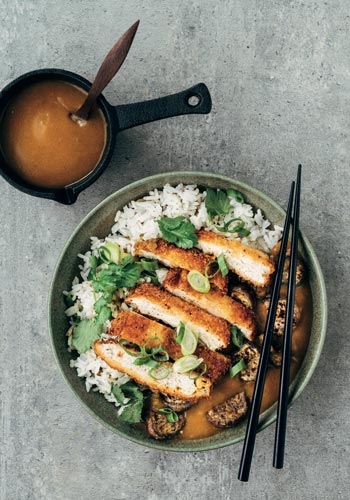 Kipkatsu-curry-met-rijst