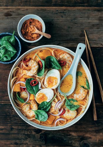 Pompoen-laksa-met-garnalen